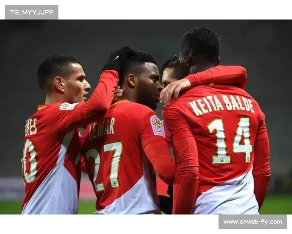 热刺与摩纳哥激战成和 双方错失关键进球机会 热刺与摩纳哥激战成和 双方错失关键进球机会