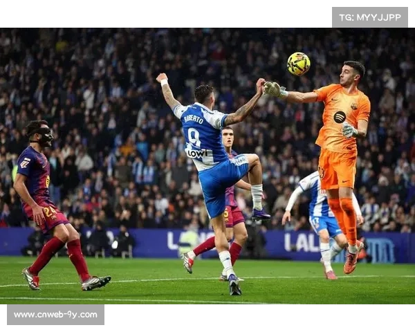 巴萨2-0胜西班牙人,费尔明奥尔莫补时阶段锁定胜局 巴萨2-0胜西班牙人,费尔明奥尔莫补时阶段锁定胜局